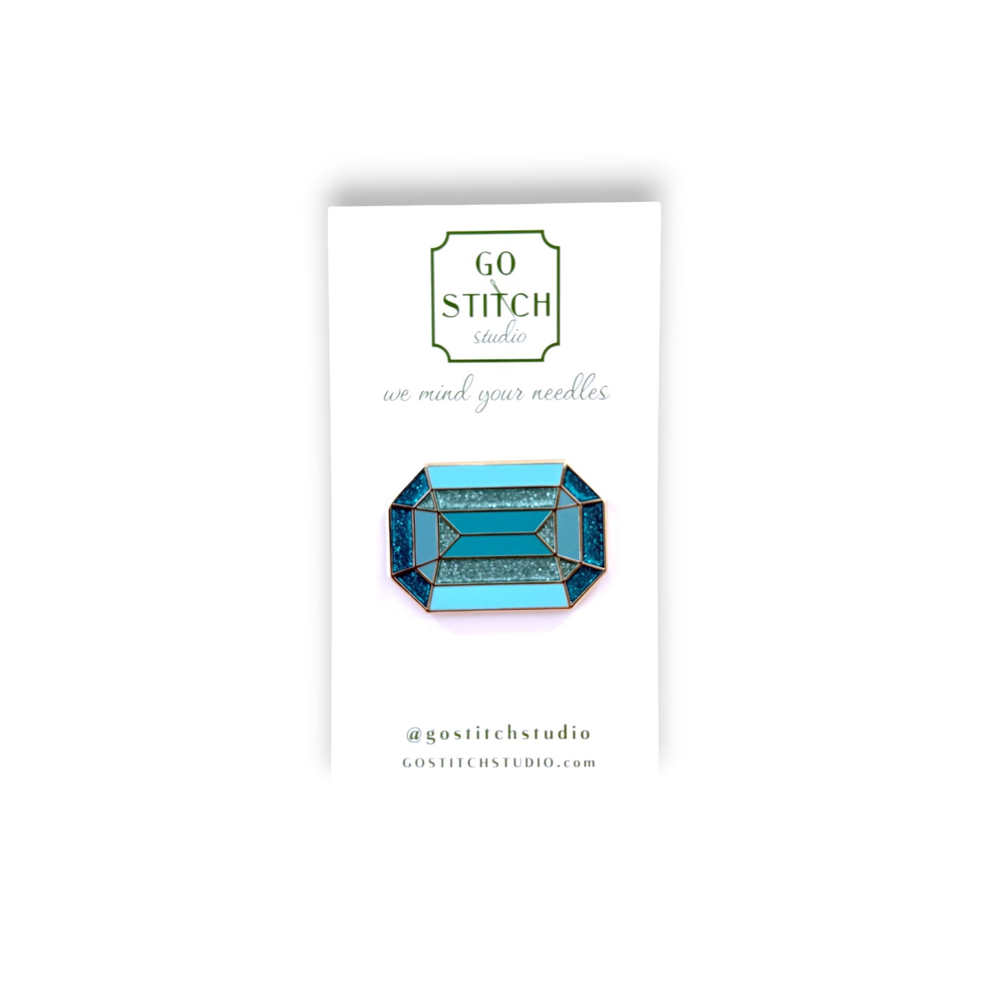The Roosevelt Aquamarine Needle Minder